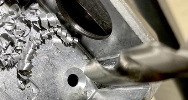 How to Make Countersunk Holes in Metal in CNC Machining