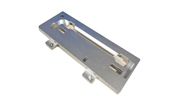 How to reduce the risk of damage during CNC machining of aluminum alloy?